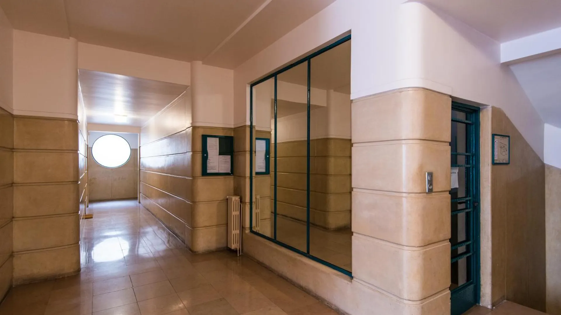 Luxury Art Deco Elegant Escape By Eiffel Tower Apartment Paris 0*,  France